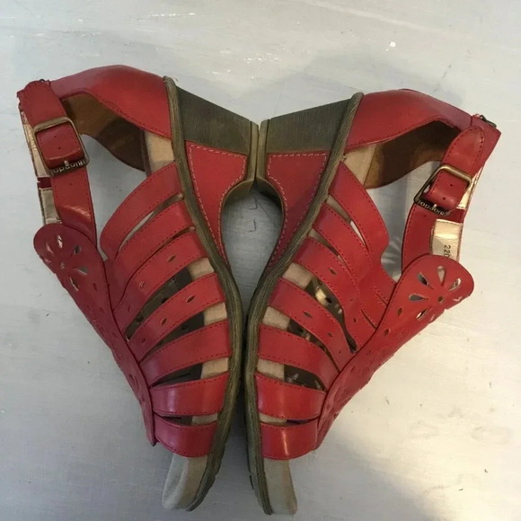 Blondo Leather Open Toe Wedge Gladiator Red Sandals Heels Women's Sz 9 W - Picture 2 of 11